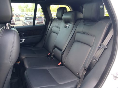 Used 2022 Land Rover Range Rover Westminster Edition image 33