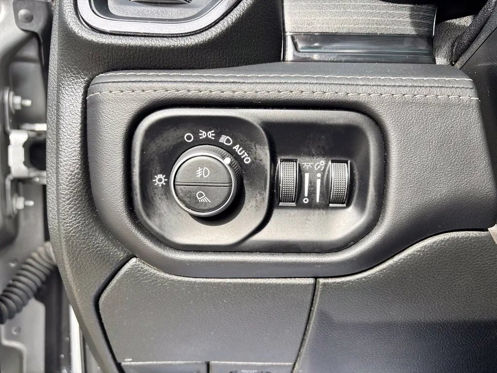 Used 2024 RAM 3500 Limited w/ Night Edition AWD/4WD image 16
