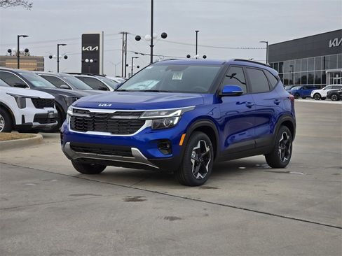 New 2026 Kia Seltos S image 2