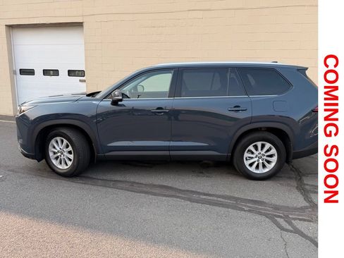 Used 2024 Toyota Grand Highlander AWD image 5