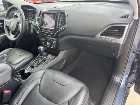 Used 2021 Jeep Cherokee Latitude Lux w/ Comfort/Convenience Group AWD/4WD image 10