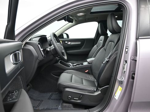 New 2026 Volvo XC40 B5 Ultra w/ Protection Package Premier AWD/4WD image 21