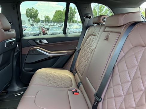 New 2026 BMW X5 xDrive40i AWD/4WD image 33