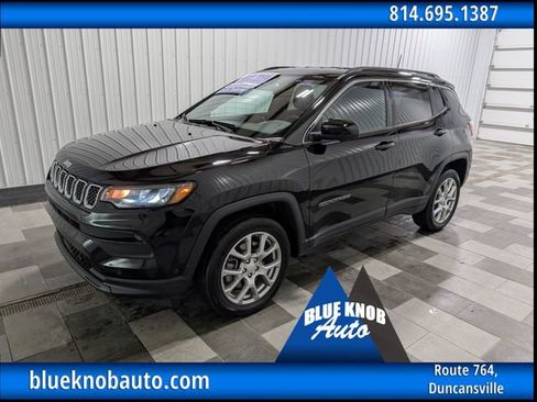 Used 2023 Jeep Compass Latitude AWD/4WD image 1