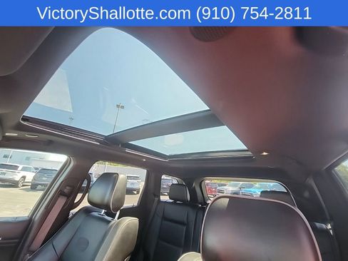 Used 2021 Jeep Grand Cherokee Overland AWD/4WD image 7