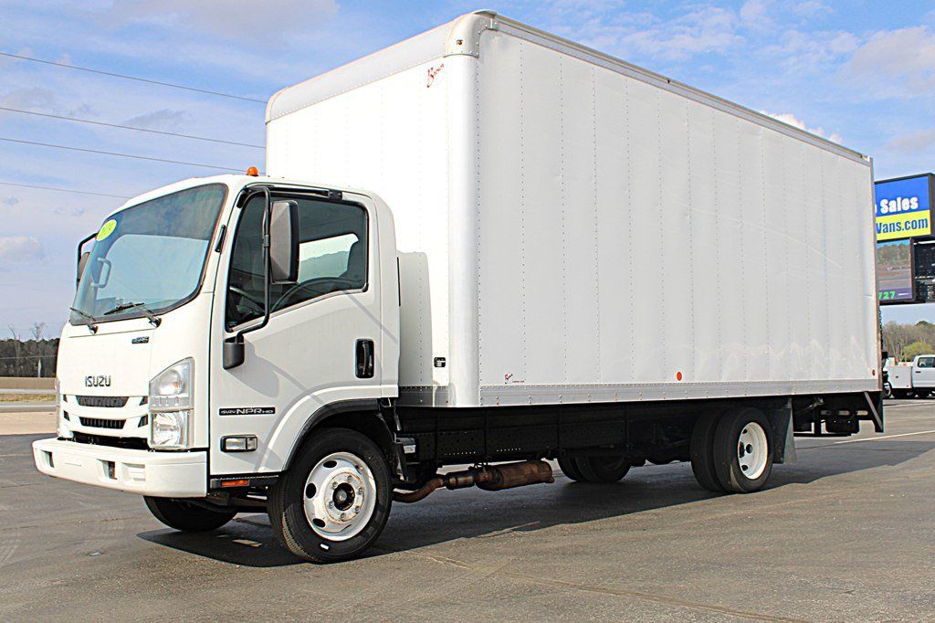 Used 2019 Isuzu NPR RWD image 3