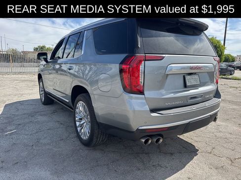 Used 2023 GMC Yukon Denali w/ Denali Reserve Package image 3