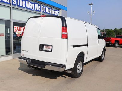 New 2026 Chevrolet Express 2500 w/ Enhanced Convenience Package
