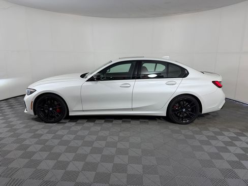Used 2022 BMW M340i xDrive AWD/4WD image 2