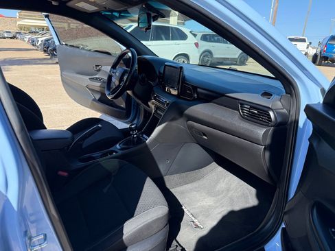 Used 2020 Hyundai Veloster N w/ Performance Package image 15