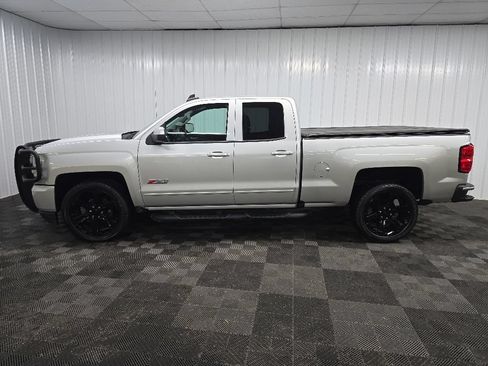 Used 2017 Chevrolet Silverado 1500 LT w/ Rally 2 Edition AWD/4WD image 5