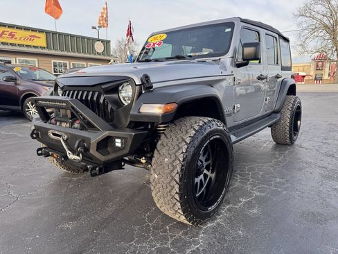 Used 2021 Jeep Wrangler Unlimited Sport image 3