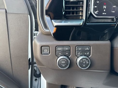 New 2026 GMC Sierra 1500 SLT w/ SLT Premium Plus Package image 14
