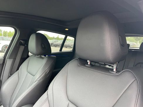 Used 2021 BMW X4 xDrive30i w/ Premium Package 3 AWD/4WD image 9