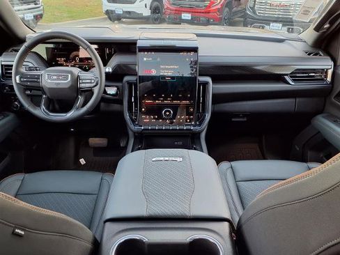 New 2026 GMC Yukon XL AT4 w/ AT4 Premium Package image 4