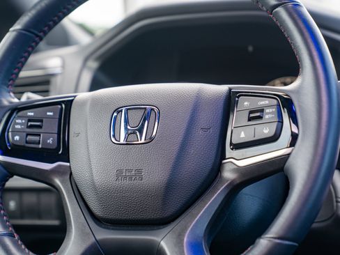 Used 2025 Honda Odyssey Sport-L image 20