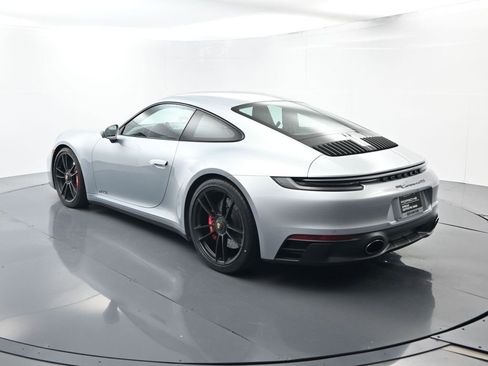 Used 2022 Porsche 911 Carrera 4 GTS image 3