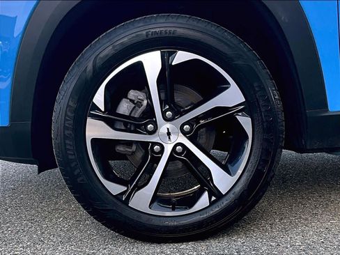 Used 2024 Chevrolet Trax RS w/ Driver Confidence Package FWD image 7