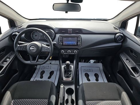 Used 2024 Nissan Versa S image 9