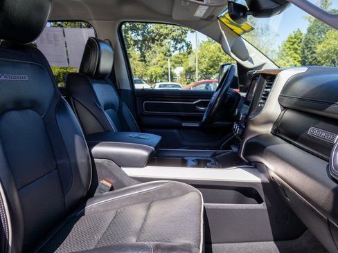 Used 2022 RAM 1500 Laramie image 12