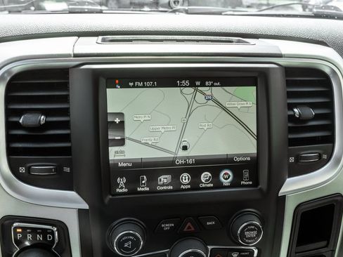 Used 2016 RAM 1500 Classic SLT w/ SLT Plus D←cor Group AWD/4WD image 10