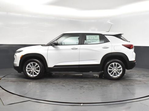 New 2026 Chevrolet TrailBlazer LS image 4