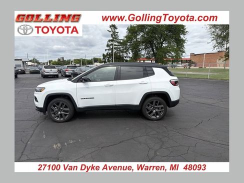 Used 2026 Jeep Compass Limited AWD/4WD image 1