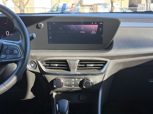 Used 2025 Buick Encore GX Preferred image 18