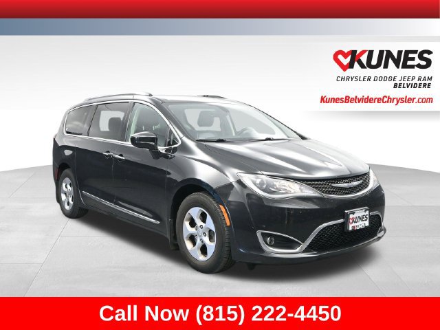 Used 2017 Chrysler Pacifica Touring-L Plus FWD image 1