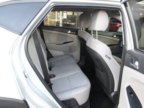 Used 2019 Hyundai Tucson SE AWD/4WD image 11