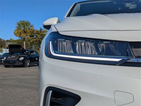 New 2026 Volkswagen Jetta SE image 10