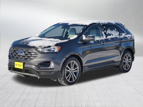 Used 2019 Ford Edge Titanium w/ Cold Weather Package image 3