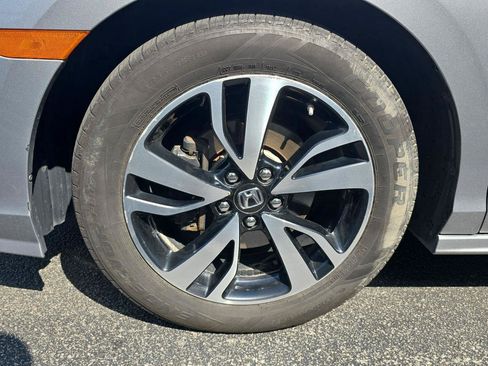 Used 2018 Honda Odyssey Elite image 5
