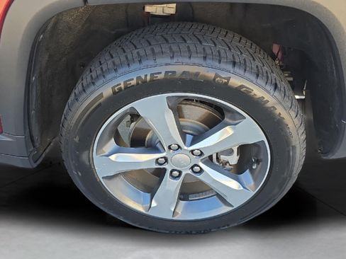 Used 2021 Jeep Grand Cherokee L Limited AWD/4WD image 24