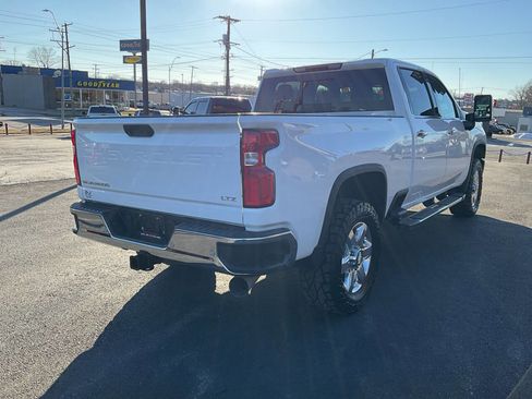Used 2020 Chevrolet Silverado 2500 LTZ w/ LTZ Plus Package image 5