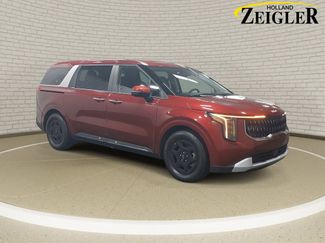 New 2026 Kia Carnival LXS video 3