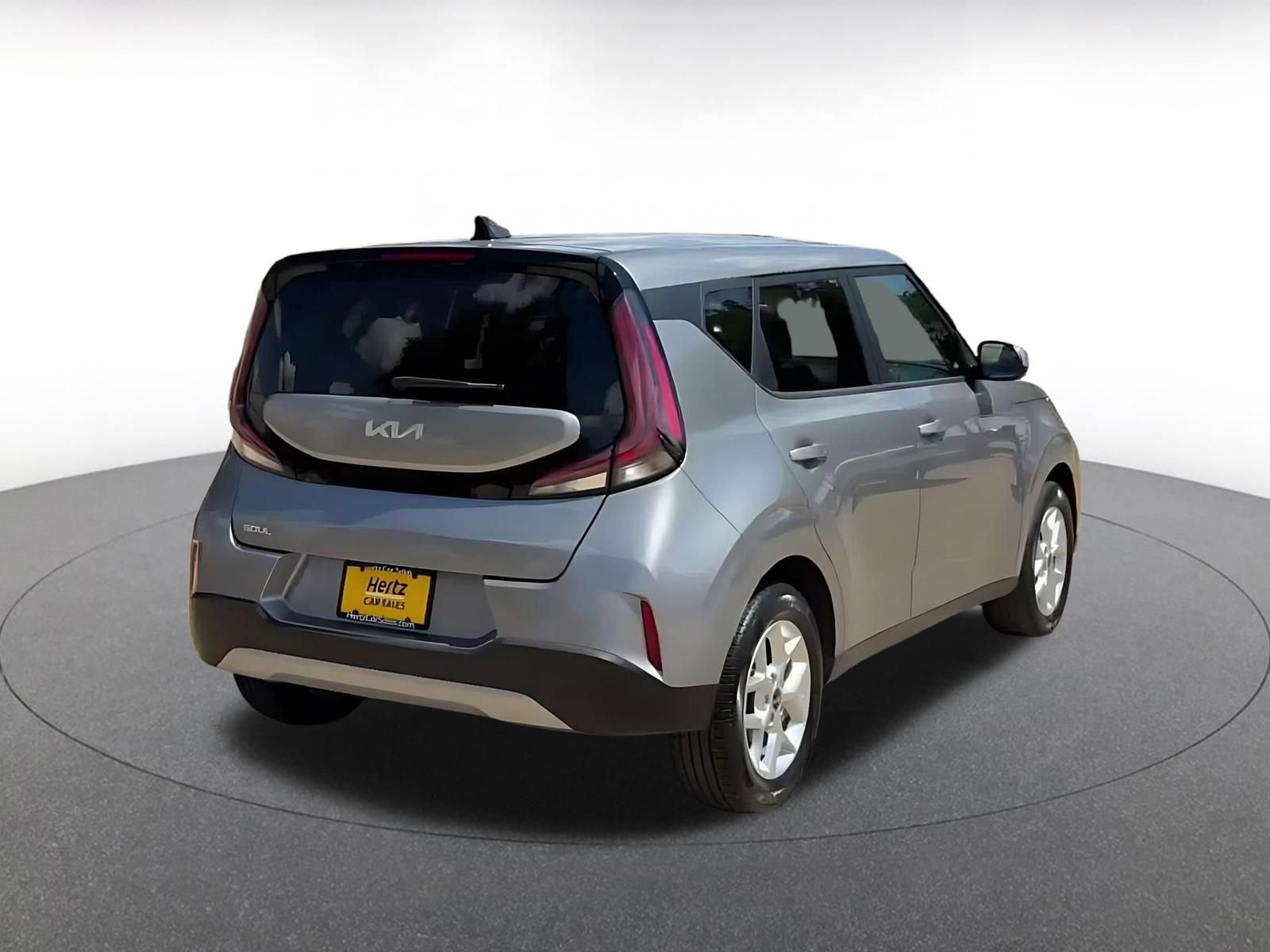 Used 2025 Kia Soul LX w/ LX Technology Package FWD image 13