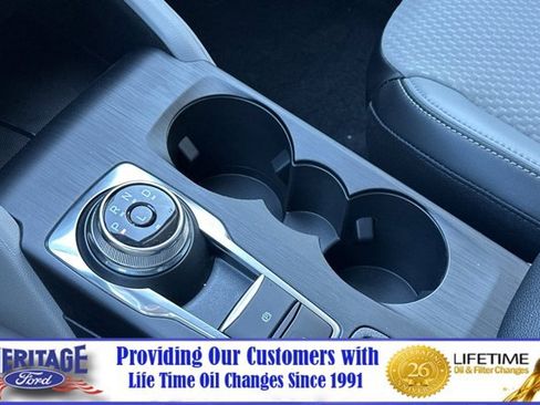 New 2025 Ford Escape SE image 19