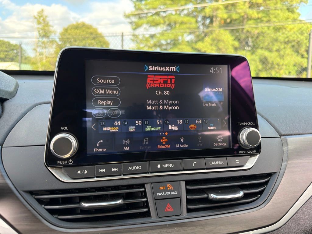 Used 2025 Nissan Altima 2.5 SV FWD image 10