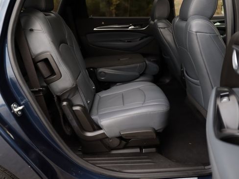 Used 2022 Buick Enclave Essence w/ Experience Buick Package image 32