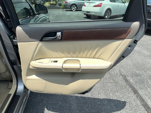 Used 2007 INFINITI M35 x w/ Technology Pkg AWD/4WD image 22