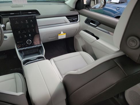 New 2026 GMC Terrain Denali AWD/4WD image 17