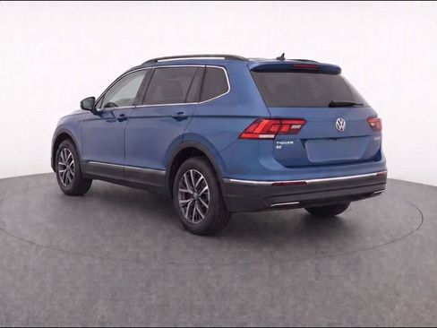 Used 2020 Volkswagen Tiguan SE AWD/4WD image 5