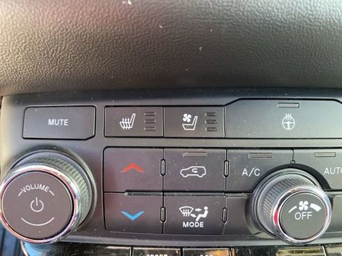 Used 2022 Dodge Durango R/T image 29