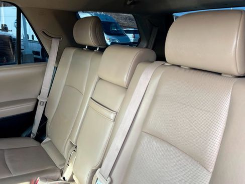 Used 2016 Toyota 4Runner Limited image 20