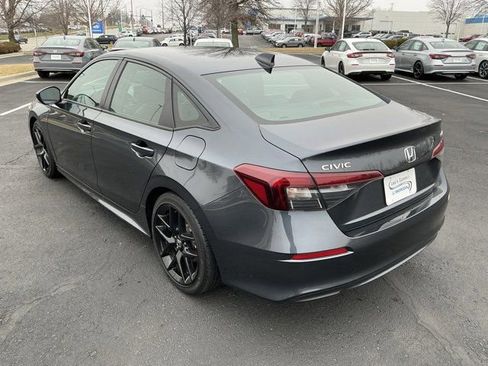 Used 2025 Honda Civic Sport image 8