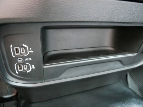 Used 2024 RAM 3500 Tradesman image 27