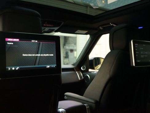 Used 2020 Land Rover Range Rover Long Wheelbase HSE image 25