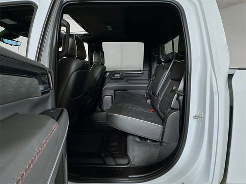Certified 2024 GMC Sierra 2500 AT4X image 24