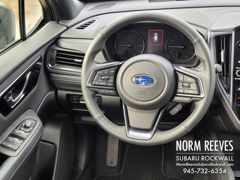 Used 2025 Subaru Forester Limited image 6